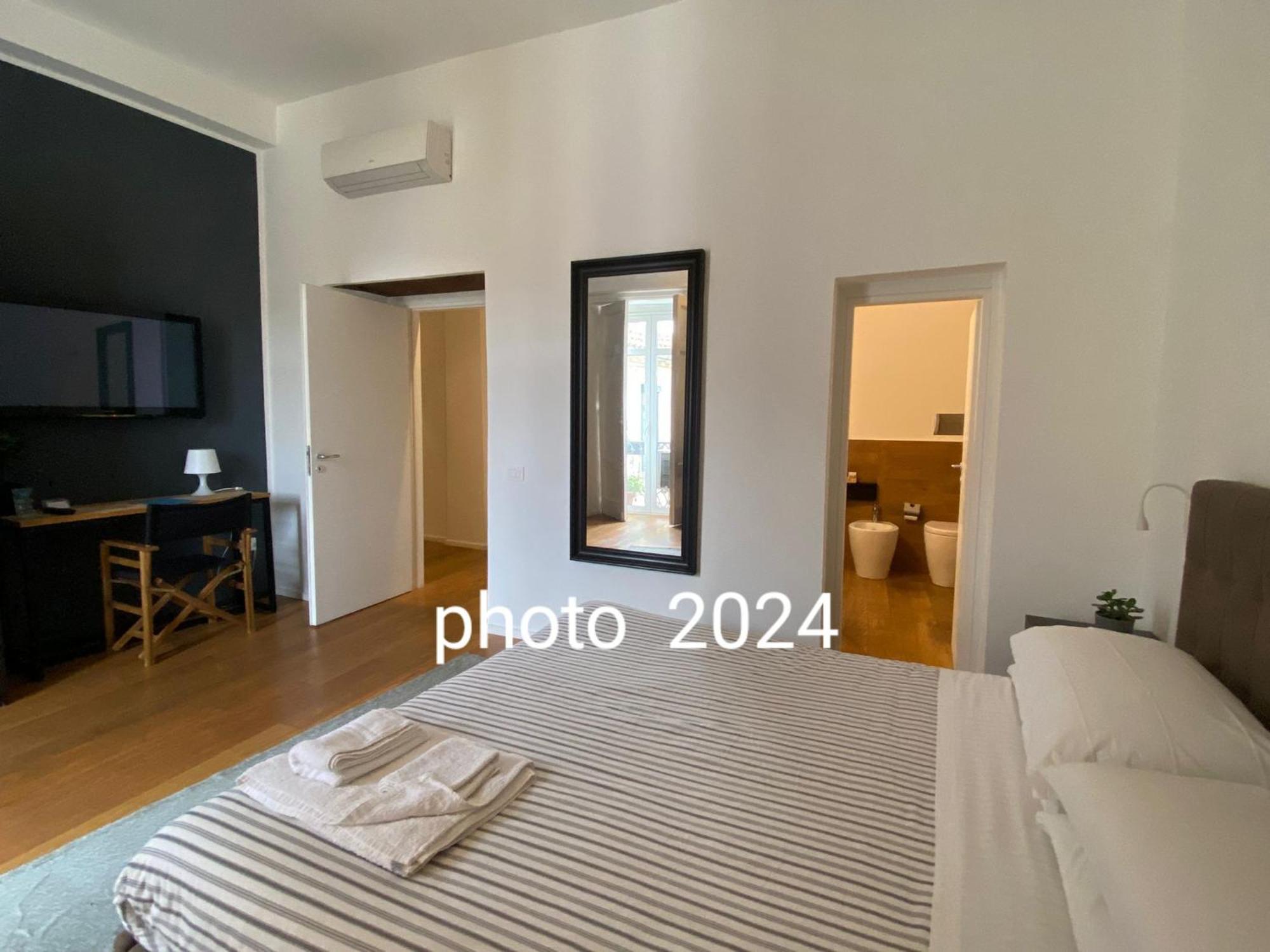 Hotel Vicolo Dei Sartori à Salernes Extérieur photo