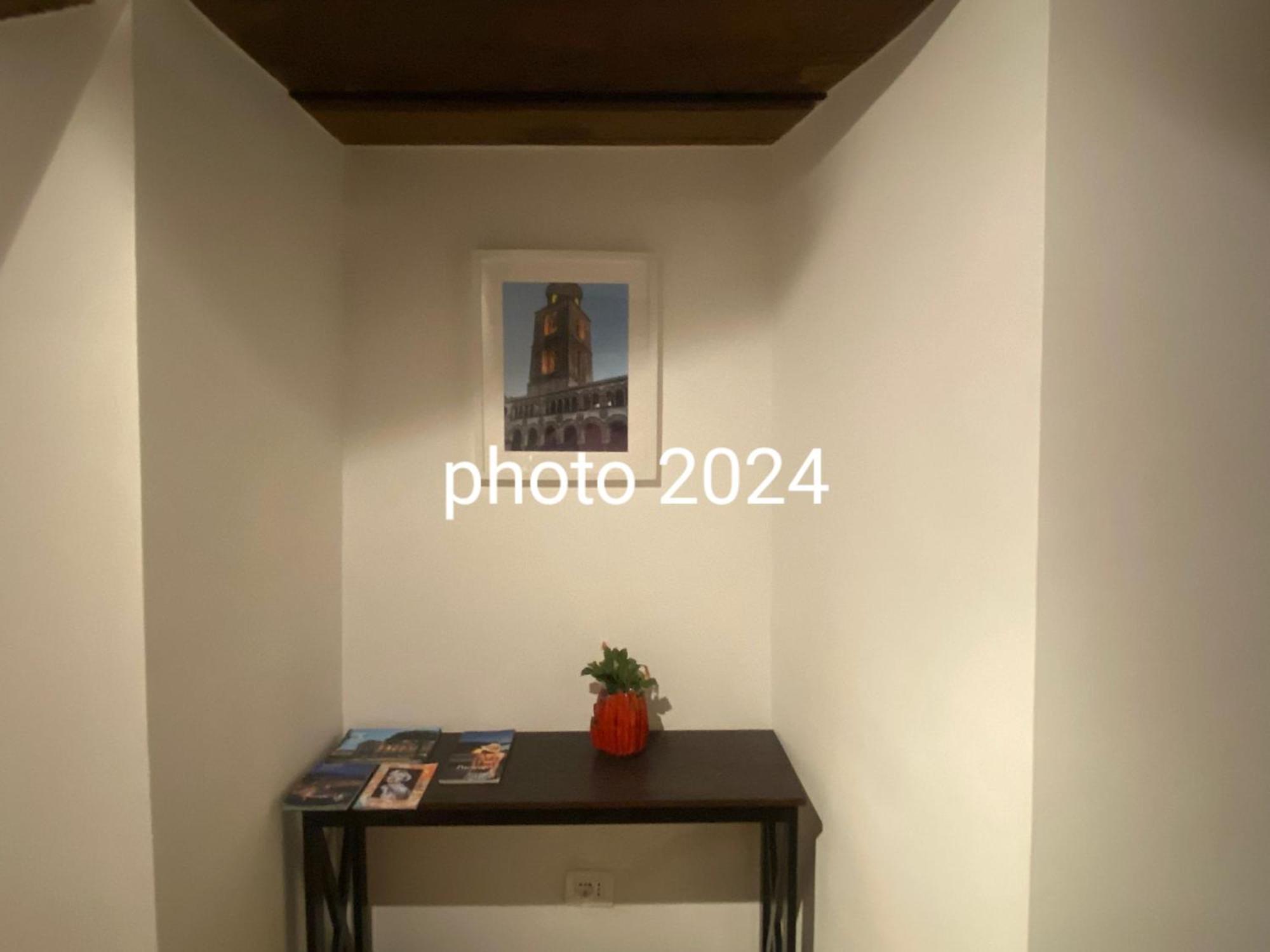 Hotel Vicolo Dei Sartori à Salernes Extérieur photo